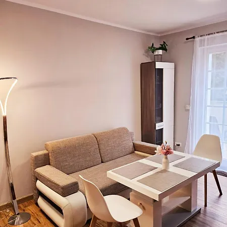 Marel-apartamenty W Parku- Rydz Zdroj Polanica-Zdroj