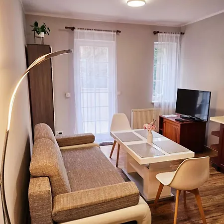 Apartman Apartamenty W Parku- Rydz Polanica Zdroj - Marel